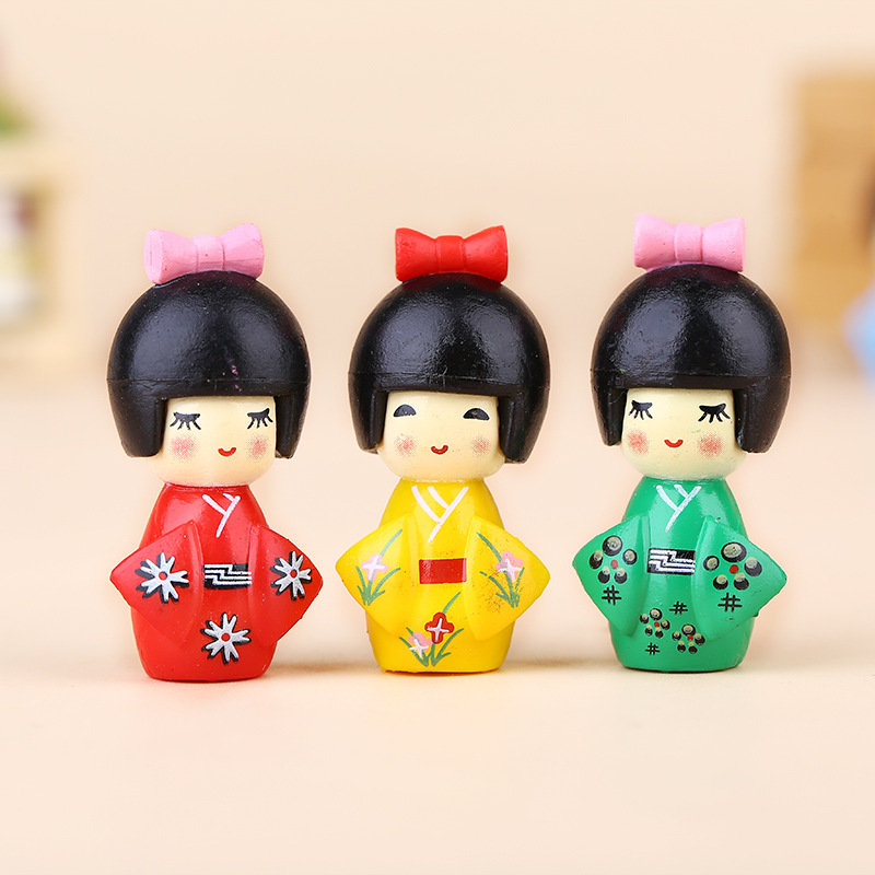 New Japanese Cute Girl Figurin - Bonsai Garden In Japan 评论和价格
